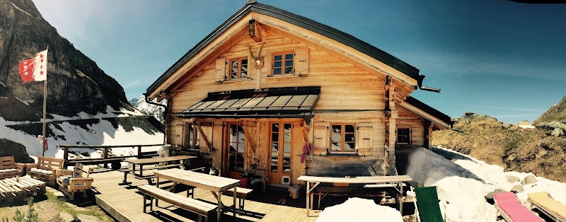 Cabane de Louvie