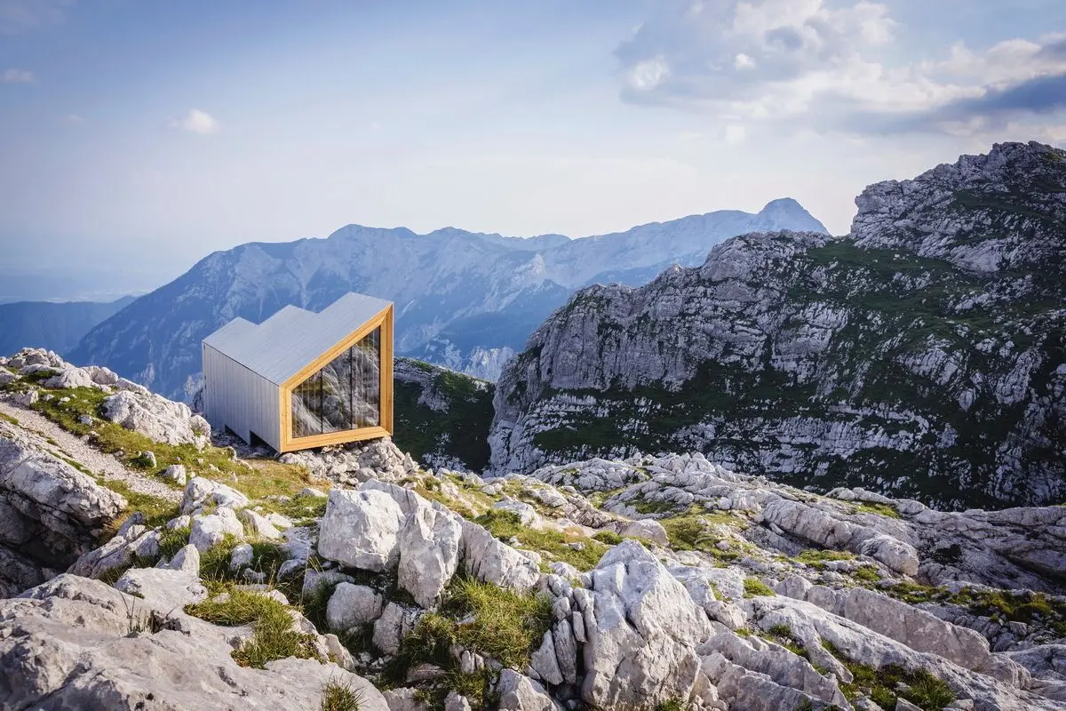 Alpine Shelter Skuta