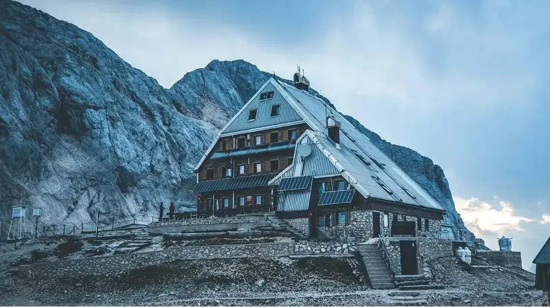 triglavski dom na kredarici