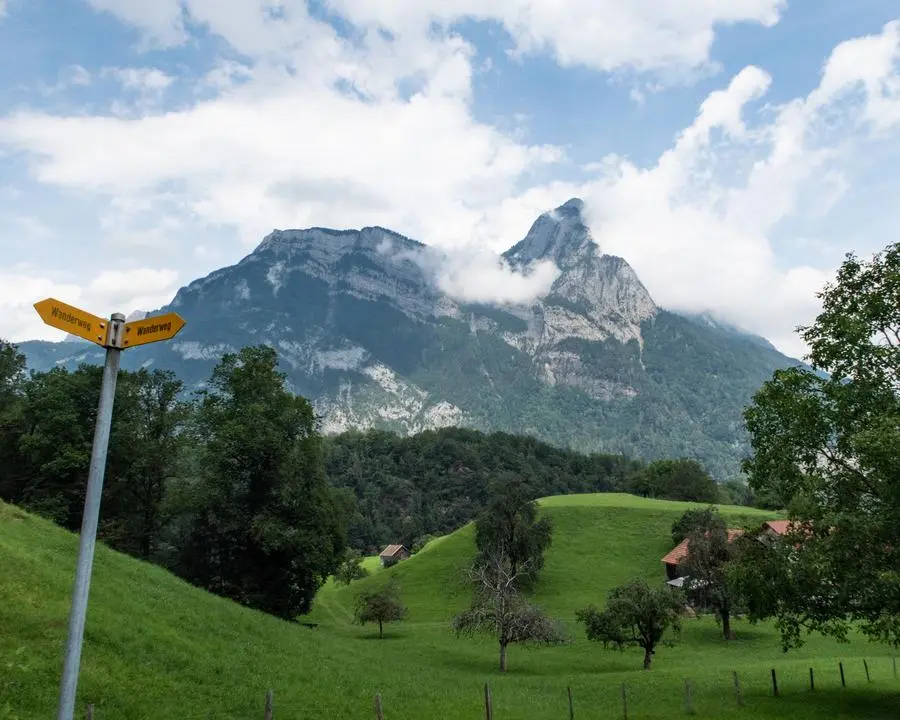 via alpina etape 2 sargans weisstannen