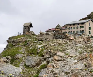Rifugio Marinelli Bombardieri 