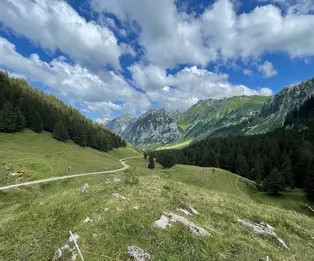 Bivouac de Neuvaz Dessus