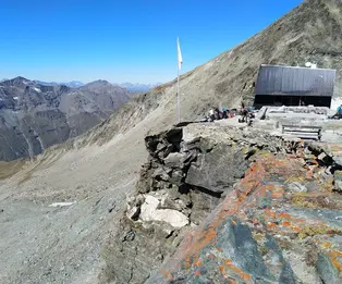 Cabane de Tracuit