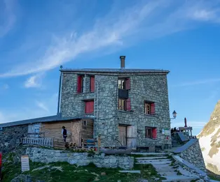 Cabane des Dix