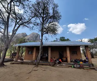 Makomako Hut