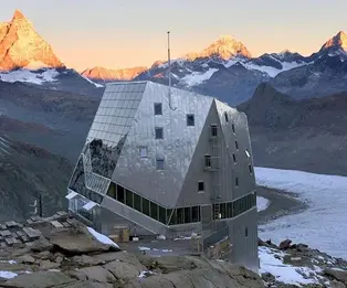 Monte-Rosa-Hütte
