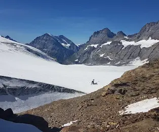 Mutthornhütte