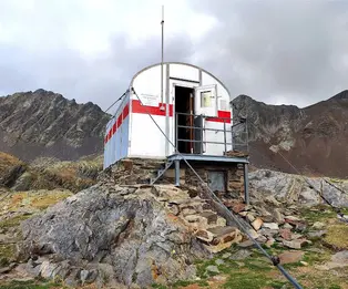 Refuge Baiau (Josep Maria Montfort)
