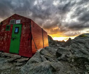 Refuge bivouac Walter Blais