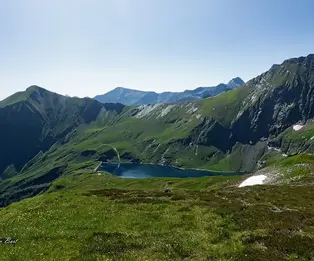 Refuge de l 'Etang d 'Araing (Jacques Husson)