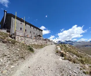 Refuge de l 'Oriondé (Duca degli Abruzzi)