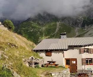 Refuge de la Combe Madame