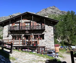 Refuge de Prarayer