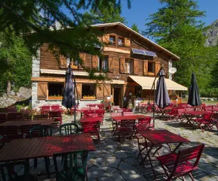 Chalet refuge du Pré de Madame Carle