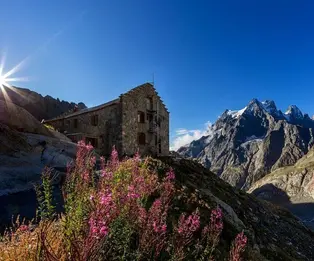 Refuge du Glacier Blanc