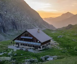 Refuge de l'Alpe de Villar d'Arène