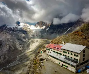 Rifugio Marinelli Bombardieri 
