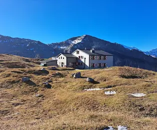Rugghubelhütte