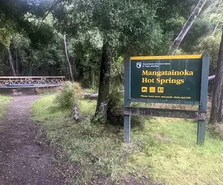 Te Puia Hut (Lodge)