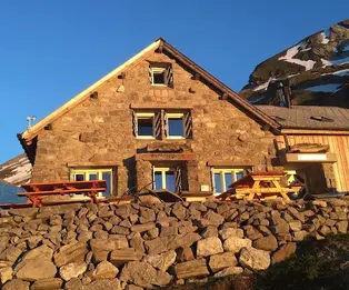 Wildhornhütte