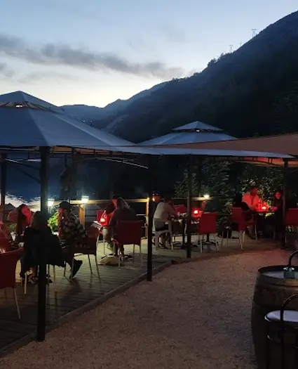 Cabane du lac de Chilet