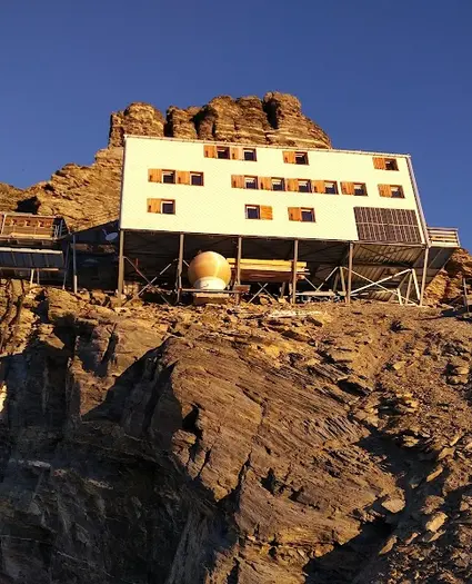 Mönchsjochhütte