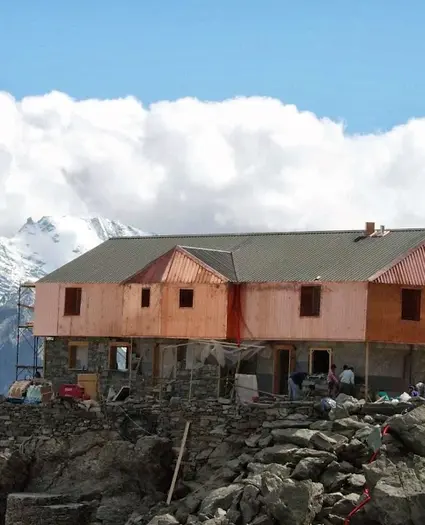 Refuge degli Angeli (Ex Scavarda)