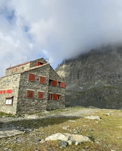 Refuge Quintino Sella (Viso)