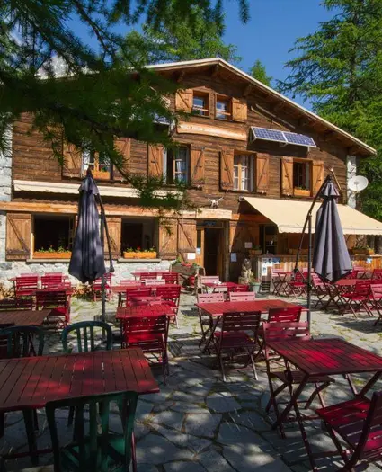 Chalet refuge du Pré de Madame Carle