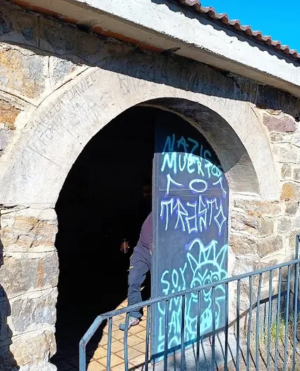 Refugio del Collado de las Tres Cruces