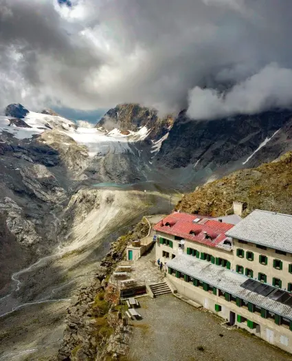 Rifugio Marinelli Bombardieri 