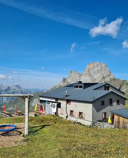 Rugghubelhütte