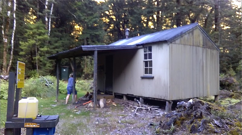 Freeman Burn Hut