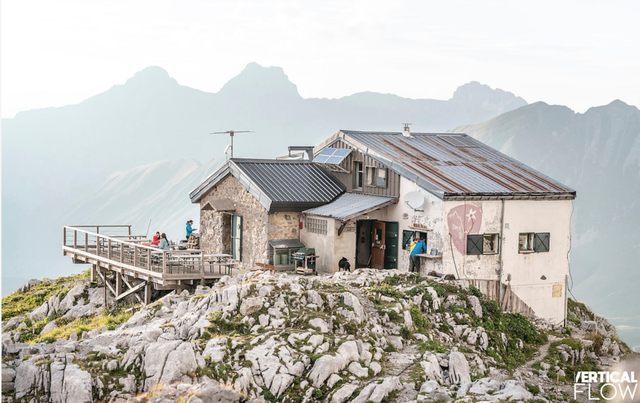 Refuge de la Pointe Percée-Gramusset
