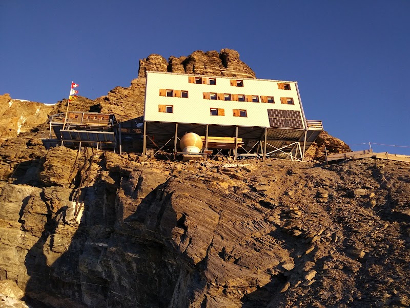 Mönchsjochhütte