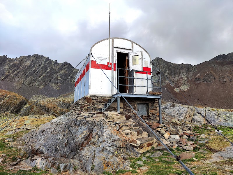 Refuge Baiau (Josep Maria Montfort)
