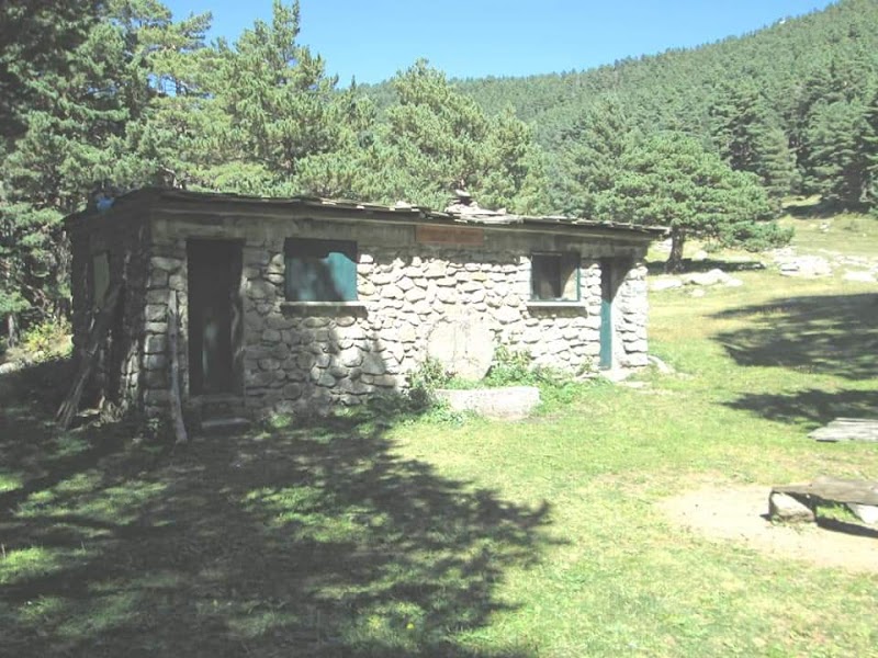 Refuge forestier de la Mouline