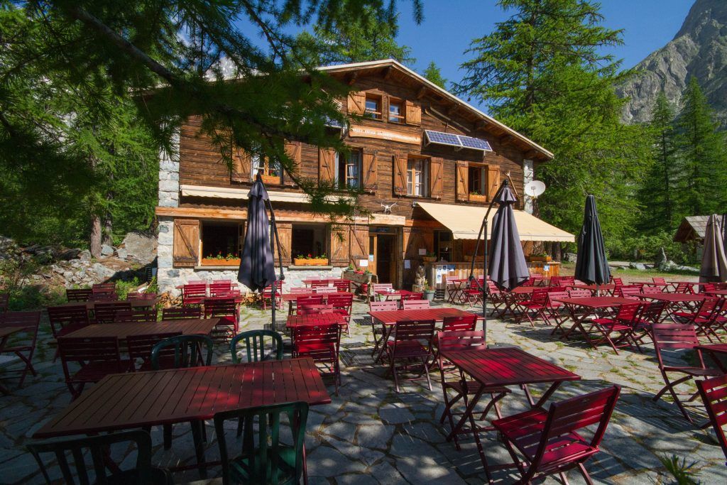 Chalet refuge du Pré de Madame Carle