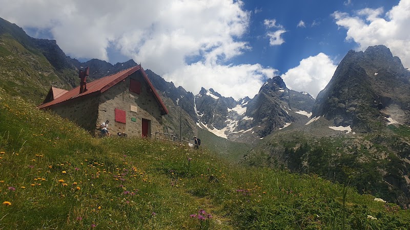 Rifugio Luigi Mambretti